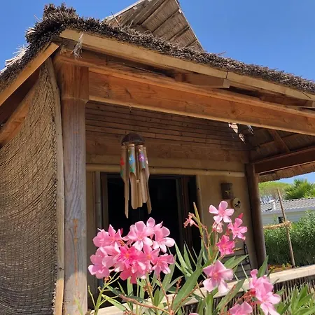Kon Tiki Coco Cabane Campeggio Saint-Tropez